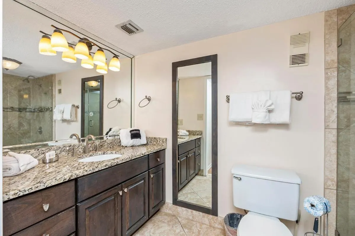 Holiday home 2054 Shoreline Towers Beach Front Spacious With Open Balcony Destin