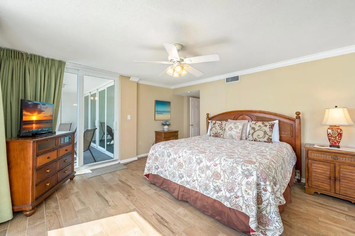 2054 Shoreline Towers Beach Front Spacious With Open Balcony Destin Holiday home