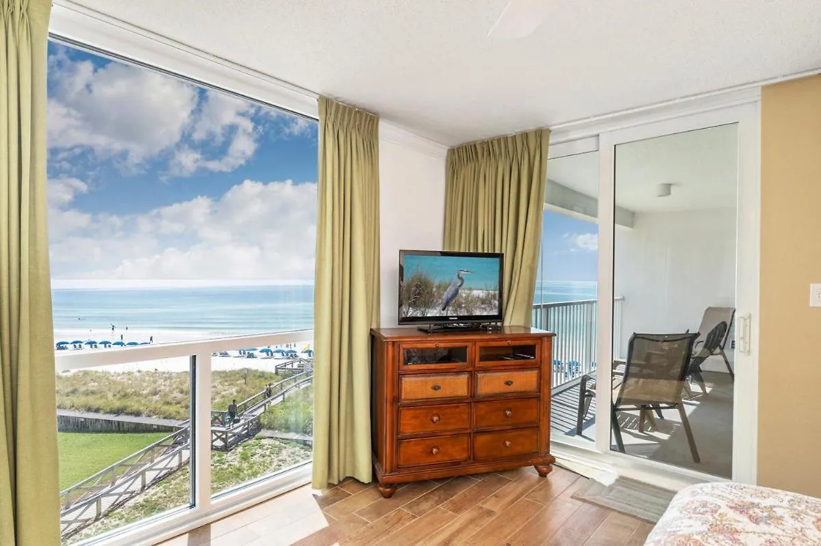 Holiday home 2054 Shoreline Towers Beach Front Spacious With Open Balcony Destin