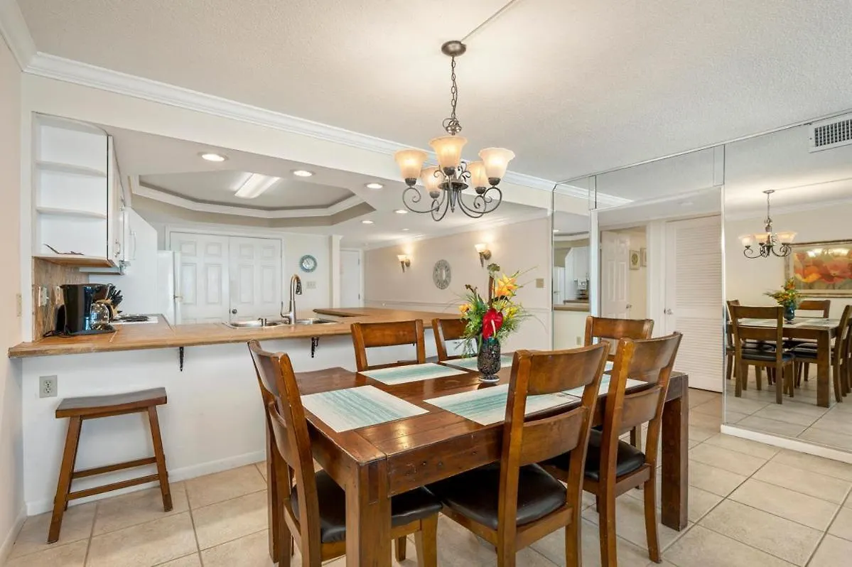 2054 Shoreline Towers Beach Front Spacious With Open Balcony Destin Holiday home