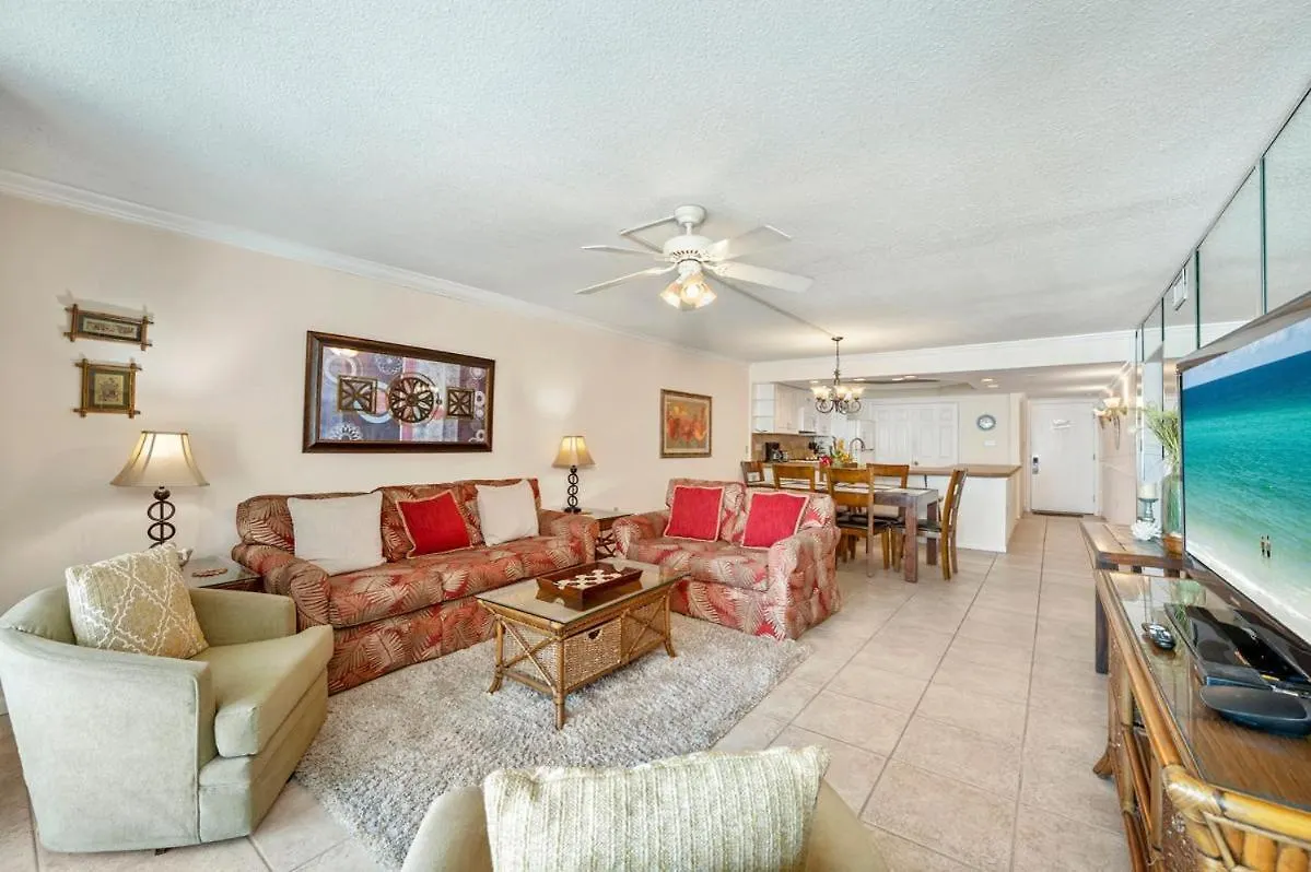Holiday home 2054 Shoreline Towers Beach Front Spacious With Open Balcony Destin