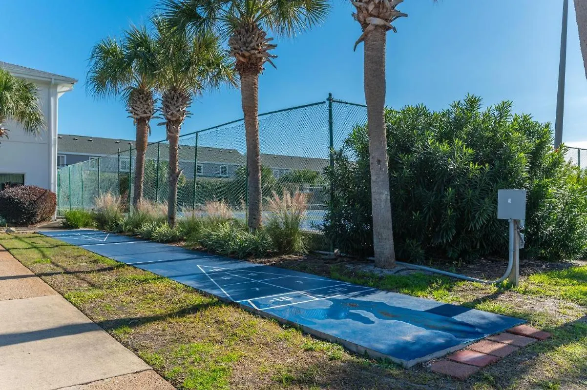2054 Shoreline Towers Beach Front Spacious With Open Balcony Destin